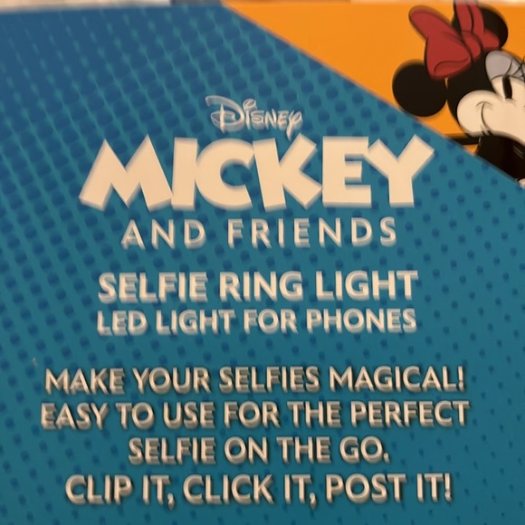 New! Mickey and Friends selfie Ring light! - Picture 9 of 9